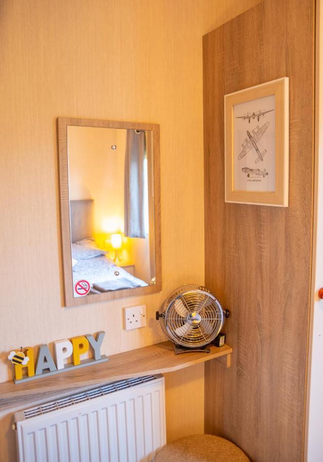 Luxury Lancaster Lodge - The Best Hot Tub Getaway! Tattershall Ngoại thất bức ảnh